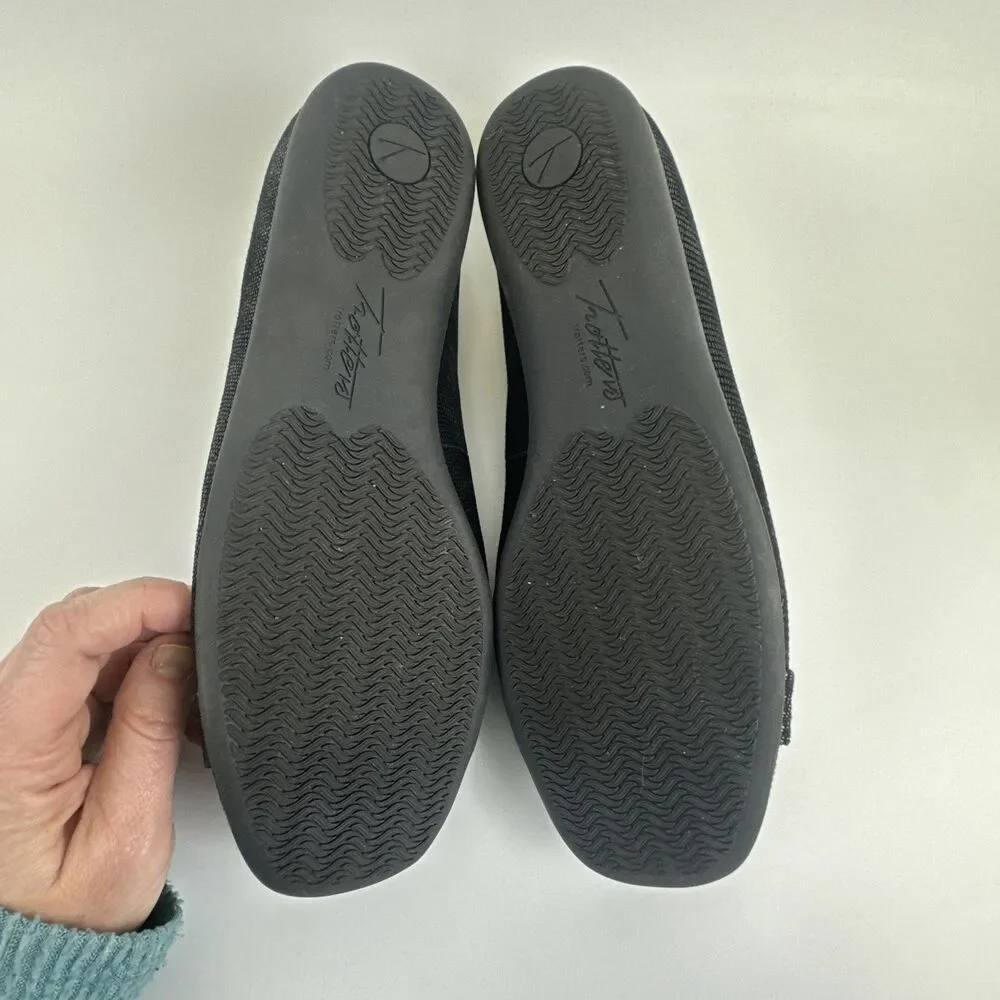 Trotters Sizzle Signature Ballet Flat Slip On Black Leather Buckle Womens 9.5 W